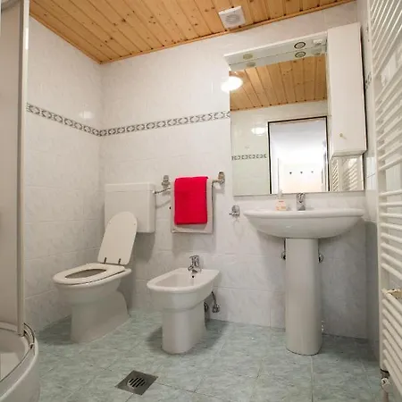 Apartman Petacova Hisa