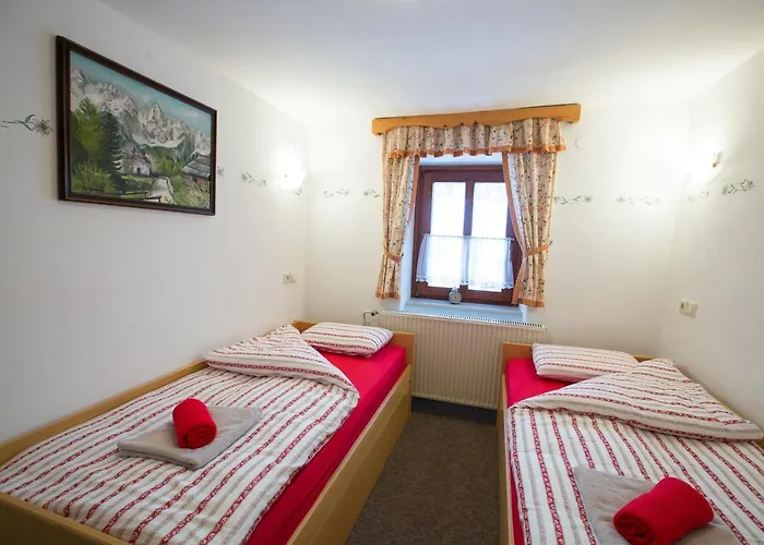 Apartment Petacova Hisa